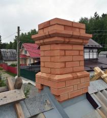 Красивая труба из кирпича